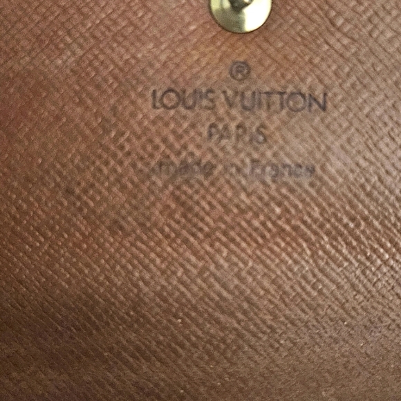 Louis Vuitton Vintage International Monogram Wallet W Gold Chain & Pouch EUC - Picture 8 of 9